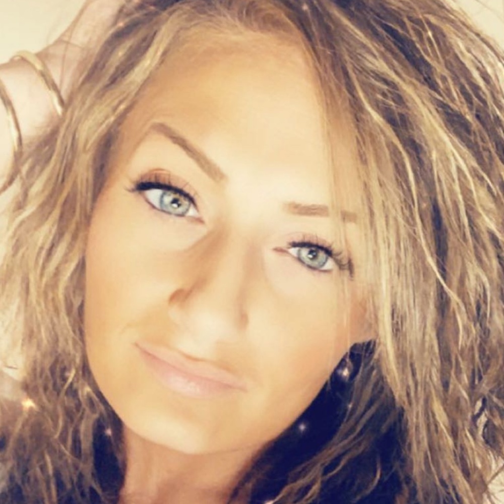 Meet your Posher, Gina